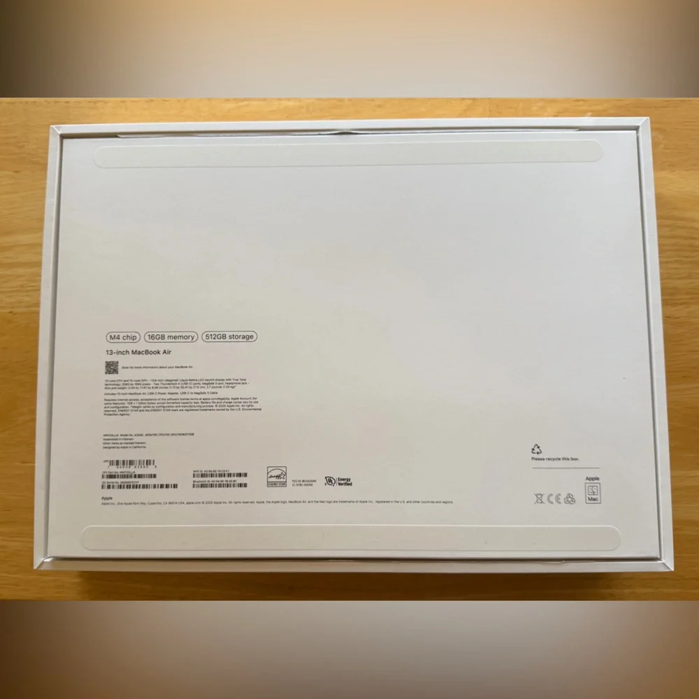 ORIGINAL BOX ONLY – NO COMPUTER: Apple MacBook Air M4 (2025) 13” Midnight